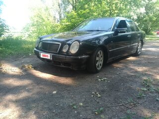 1995 Mercedes-Benz E-Класс 230 II (W210, S210), синий, 260000 рублей, вид 1