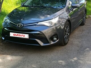 2018 Toyota Avensis III Рестайлинг 2, серый, 1888000 рублей, вид 1