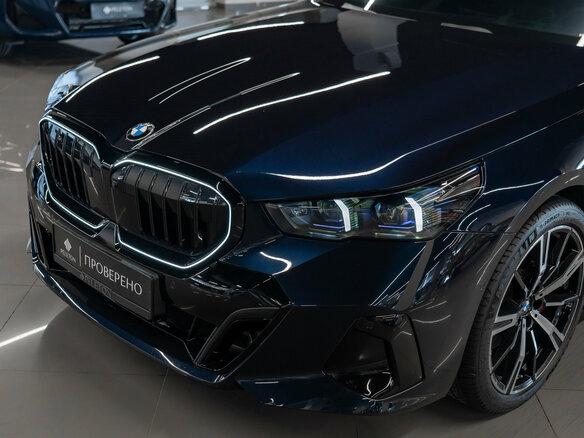 2024 BMW 5 серии 530i xDrive VIII (G60/G61/G68), синий, 8500000 рублей - вид 7