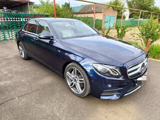 2018 Mercedes-Benz E-Класс 220 d V (W213, S213, C238), синий, 4200000 рублей, вид 3