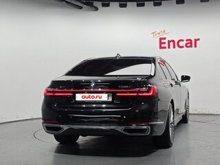 2022 BMW 7 серии 730d xDrive VI (G11/G12) Рестайлинг, чёрный, 7924000 рублей, вид 3