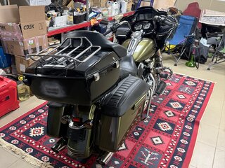 2017 Harley-Davidson Road Glide, зелёный, 1999999 рублей, вид 2