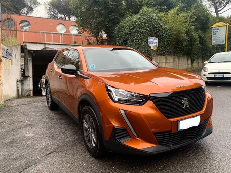 2023 Peugeot 2008 II, коричневый, 2205000 рублей, вид 1