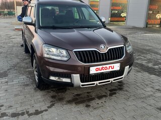 2014 Skoda Yeti I Рестайлинг, коричневый, 890000 рублей, вид 1