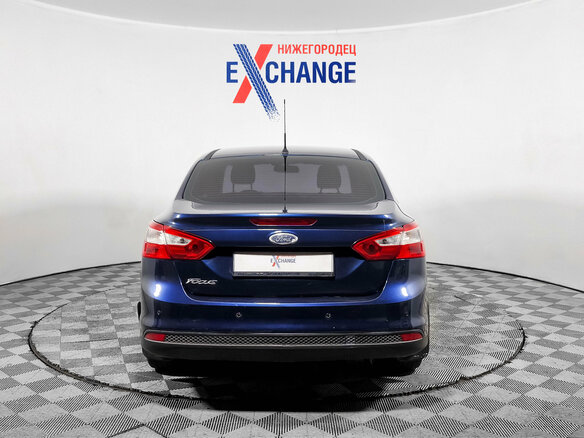 2011 Ford Focus III, синий - вид 6