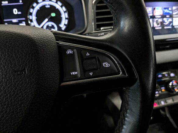 2020 Skoda Karoq I, белый, 2290000 рублей - вид 24