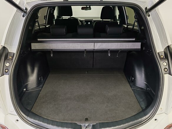 2019 Toyota RAV4 IV (XA40) Рестайлинг, белый - вид 9