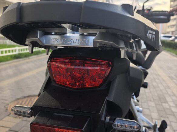 2014 Suzuki V-Strom 1000, красный, 750000 рублей - вид 12