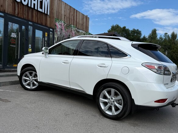 2010 Lexus RX 350 III, белый, 2500000 рублей - вид 3