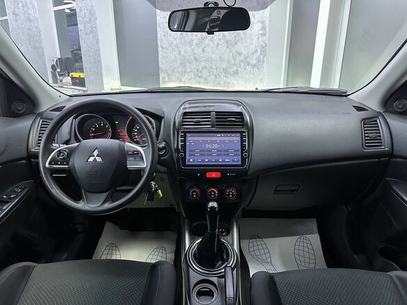 2013 Mitsubishi ASX I Рестайлинг, белый, 999000 рублей - вид 25