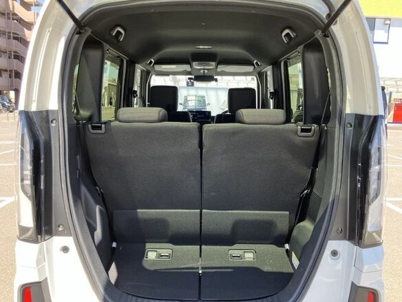2023 Honda N-BOX III, белый, 978000 рублей - вид 15