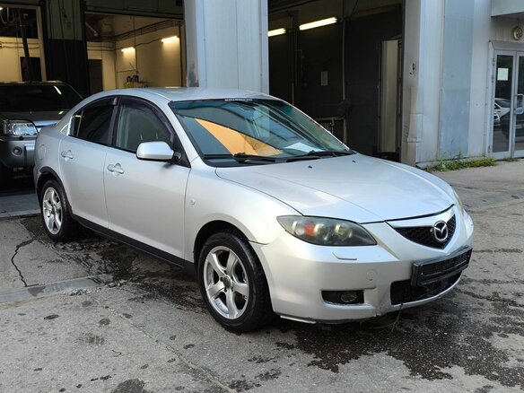 2006 Mazda 3 I (BK) Рестайлинг, серебристый, 274000 рублей