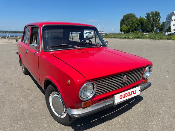1979 Lada (ВАЗ) 21011, красный, 420000 рублей - вид 3