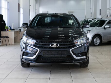 2017 Lada (ВАЗ) Vesta I, чёрный, 700000 рублей, вид 2