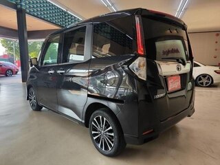 2022 Toyota Roomy I Рестайлинг, чёрный, 840000 рублей, вид 5