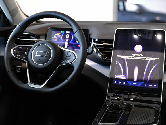 2025 Bestune T90 I, белый - вид 13