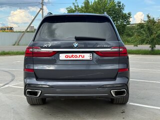 2021 BMW X7 40d I (G07), серый, 7500000 рублей, вид 4