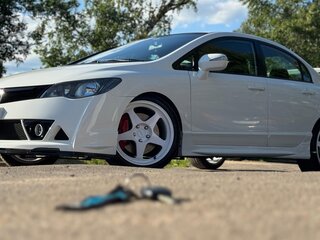 2010 Honda Civic VIII Рестайлинг, белый, 1300000 рублей, вид 1