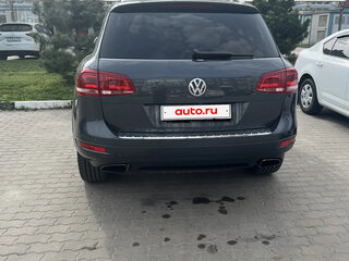 2014 Volkswagen Touareg II, серый, 2280000 рублей, вид 5