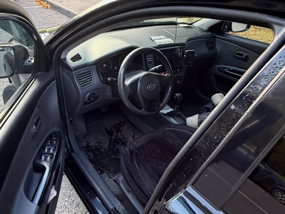 2010 Kia Rio II Рестайлинг, чёрный, 620000 рублей - вид 8