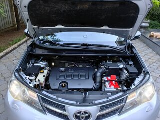 2013 Toyota RAV4 IV (XA40), серебристый, 1550000 рублей, вид 4