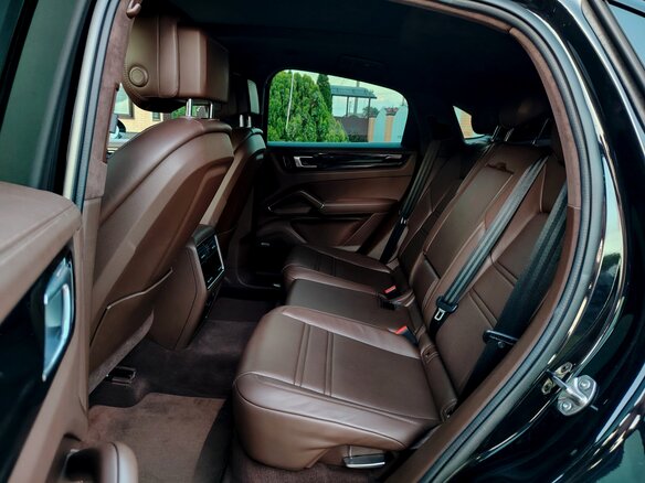 2021 Porsche Cayenne Coupé III, серый, 9250000 рублей - вид 25