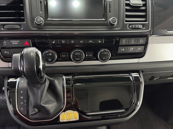 2018 Volkswagen Multivan T6, серый, 4705000 рублей - вид 12