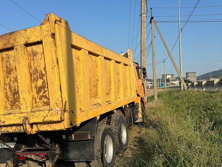 2012 Shacman (Shaanxi) F2000, жёлтый, 1800000 рублей, вид 1