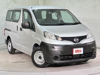 2021 Nissan NV200, серебристый, 1400000 рублей, вид 2