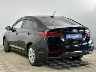 2018 Hyundai Solaris II, чёрный, 1230000 рублей, вид 3