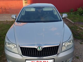 2013 Skoda Octavia II (A5) Рестайлинг, серебристый, 1050000 рублей, вид 1