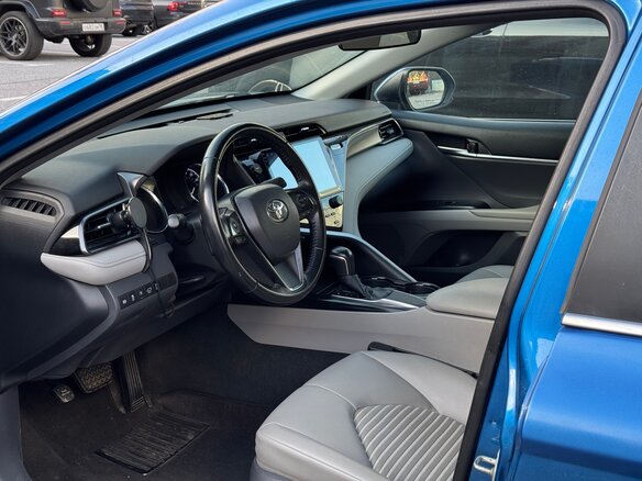 2019 Toyota Camry US Market VIII (XV70), синий, 1970000 рублей - вид 7