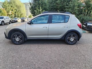 2018 Renault Sandero Stepway II Рестайлинг, бежевый, 849000 рублей, вид 4
