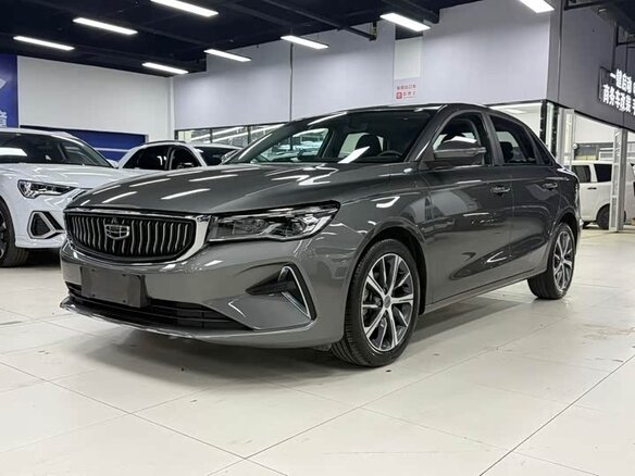2022 Geely Emgrand II, серебристый - вид 4