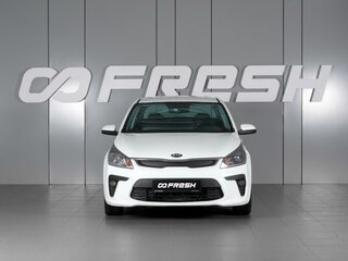 2018 Kia Rio IV, белый, 1340000 рублей, вид 3