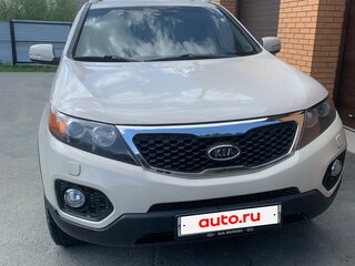 2010 Kia Sorento II, бежевый, 1450000 рублей, вид 2