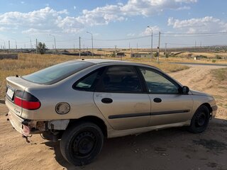 1997 Renault Laguna I, золотистый, 73000 рублей, вид 5
