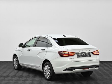 2023 Lada (ВАЗ) Vesta I Рестайлинг (NG), белый, 905000 рублей, вид 4
