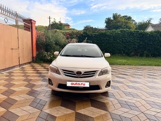 2013 Toyota Corolla X (E140, E150) Рестайлинг, белый, 950000 рублей, вид 3
