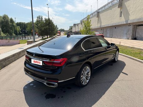 2017 BMW 7 серии Long 750Ld xDrive VI (G11/G12), чёрный, 3530000 рублей, вид 4