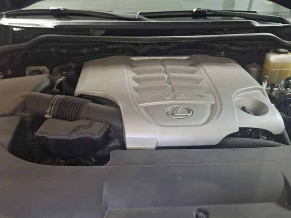 2017 Lexus LX 570 III Рестайлинг 2, чёрный, 13500000 рублей - вид 10