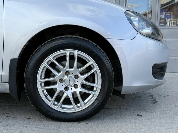 2012 Volkswagen Golf VI, серебристый, 720000 рублей - вид 11