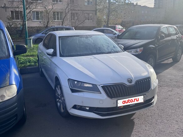 2019 Skoda Superb III, белый - вид 2