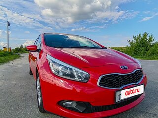 2013 Kia Ceed II, красный, 950000 рублей, вид 4