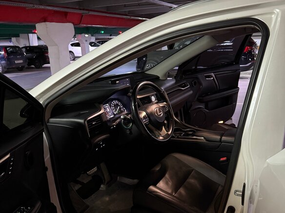 2018 Lexus RX 300 IV, белый, 3200000 рублей - вид 8