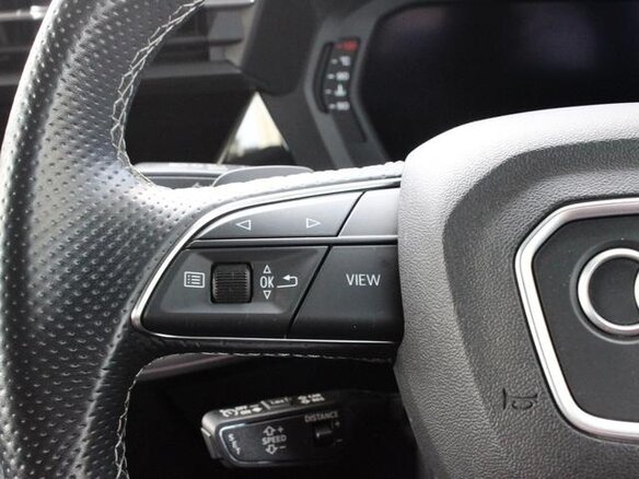 2021 Audi A3 Sportback 35 TFSI IV (8Y), жёлтый, 1956111 рублей - вид 9