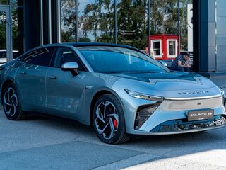 2025 Exeed Exlantix ES, серебристый, 6170000 рублей, вид 2