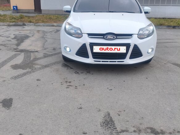 2012 Ford Focus III, белый, 750000 рублей - вид 2