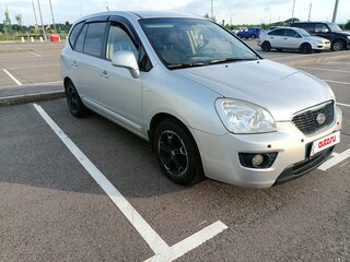 2011 Kia Carens II (UN), серый, 700000 рублей, вид 3