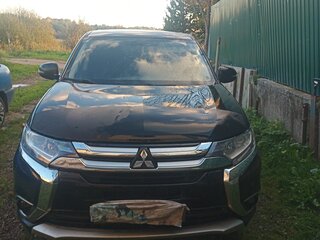 2017 Mitsubishi Outlander III Рестайлинг 2, чёрный, 1600000 рублей, вид 1